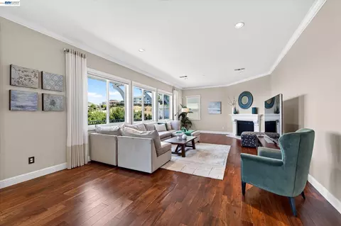 Living - 3182 Ashbourne Cir, San Ramon, CA 94583 photo 2 of 5