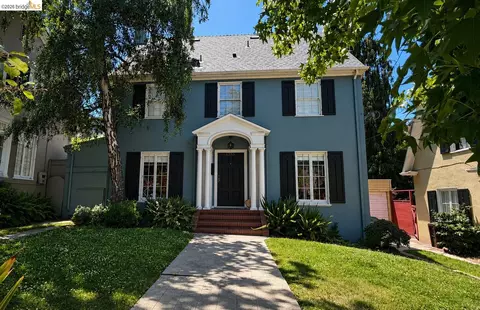 4258 Lakeshore Ave, Oakland, CA 94610