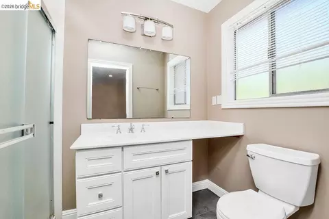 Bath - 875 Central Ave, Pittsburg, CA 94565 photo 2 of 3