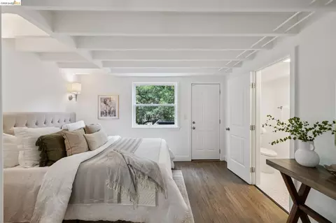 Bedroom - 15 Edgecroft Rd, Kensington, CA 94707 photo 4 of 11
