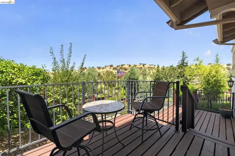 Exterior - 231 Sutter View Ct, Sutter Creek, CA 95685 photo 3 of 8