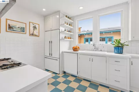 Kitchen - 847 Peralta Ave, Berkeley, CA 94707 photo 1 of 4