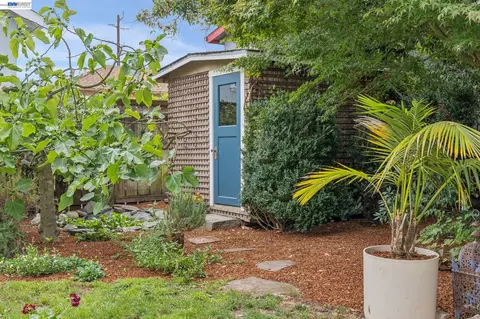 Exterior - 847 Peralta Ave, Berkeley, CA 94707 photo 10 of 14