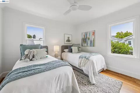Bedroom - 847 Peralta Ave, Berkeley, CA 94707 photo 5 of 8