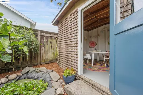 Exterior - 847 Peralta Ave, Berkeley, CA 94707 photo 12 of 14
