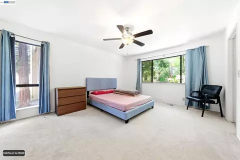 Bedroom - 709 Center Ave, Martinez, CA 94553 photo 3 of 6