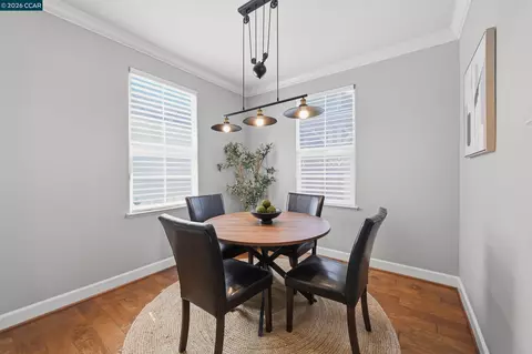 Dining - 6122 Ashwell Way, Vallejo, CA 94591 photo 1 of 4