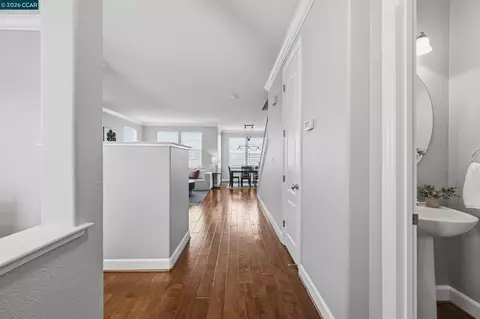Entry Way - 6122 Ashwell Way, Vallejo, CA 94591 photo 3 of 3
