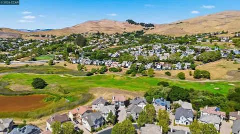 View/Area - 6122 Ashwell Way, Vallejo, CA 94591 photo 6 of 8