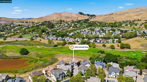 View/Area - 6122 Ashwell Way, Vallejo, CA 94591 photo 5 of 9