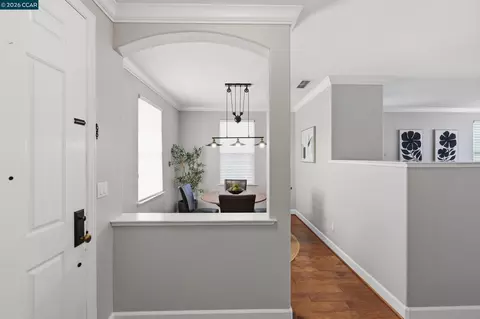 Entry Way - 6122 Ashwell Way, Vallejo, CA 94591 photo 1 of 3