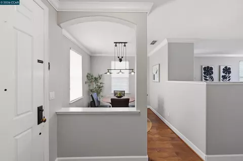 Entry Way - 6122 Ashwell Way, Vallejo, CA 94591 photo 1 of 3