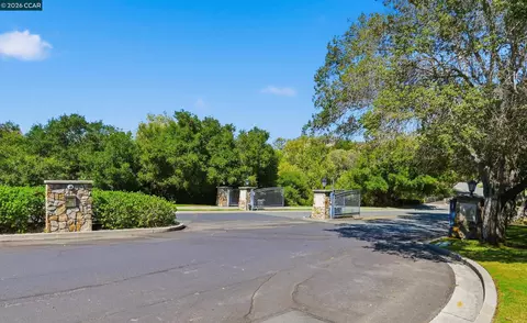 Other - 6122 Ashwell Way, Vallejo, CA 94591 photo 6 of 8