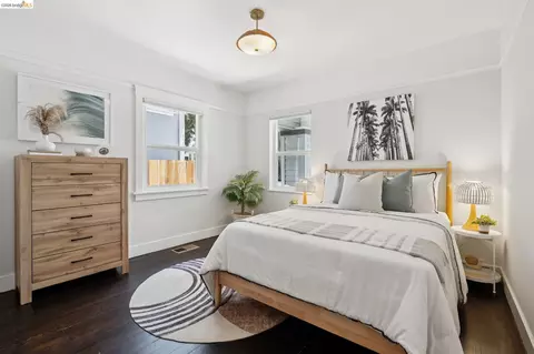 Bedroom - 1409 66th St, Berkeley, CA 94702 photo 5 of 11