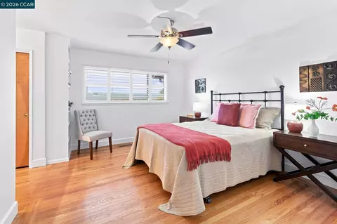 Bedroom - 13933 Velarde Dr, San Leandro, CA 94578 photo 1 of 3