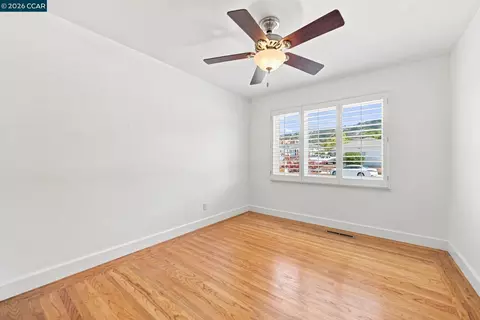 Bedroom - 13933 Velarde Dr, San Leandro, CA 94578 photo 3 of 3