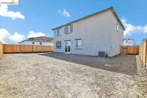 Exterior - 516 Spruce Way, Oakley, CA 94561 photo 3 of 6