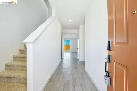 Entry Way - 516 Spruce Way, Oakley, CA 94561 photo 1 of 5