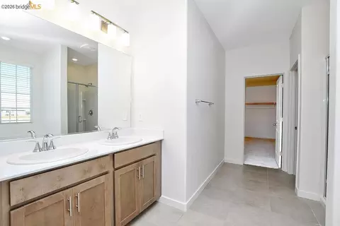 Entry Way - 516 Spruce Way, Oakley, CA 94561 photo 5 of 5