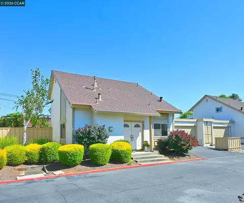 Exterior - 4836 Boxer Blvd, Concord, CA 94521 photo 2 of 7
