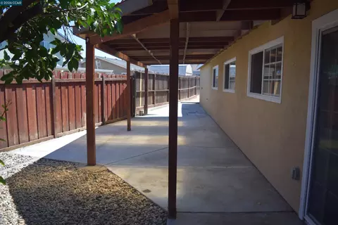 Exterior - 1131 Langlie Ct, Rodeo, CA 94572 photo 2 of 10