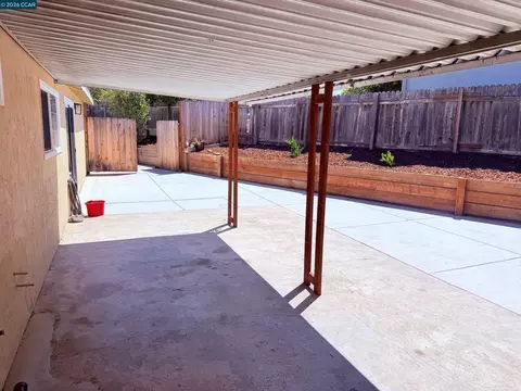 Exterior - 1131 Langlie Ct, Rodeo, CA 94572 photo 4 of 10