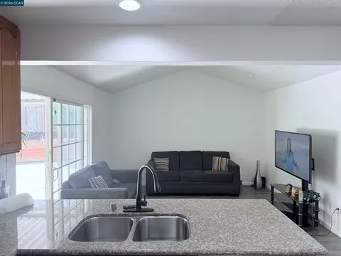 Kitchen - 1131 Langlie Ct, Rodeo, CA 94572 photo 4 of 5