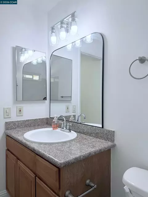 Bath - 1131 Langlie Ct, Rodeo, CA 94572 photo 2 of 4