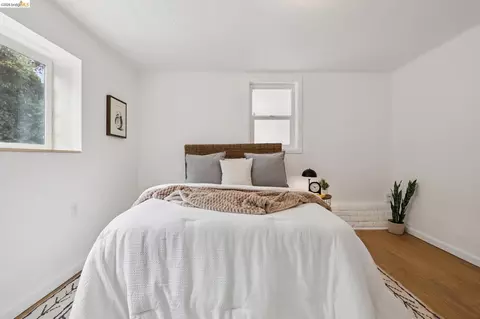 Bedroom - 1057 Tuolumne St, Vallejo, CA 94590 photo 6 of 7
