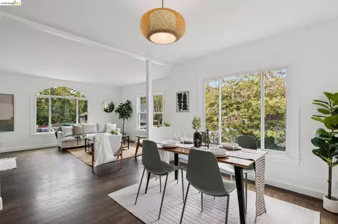 Dining - 1057 Tuolumne St, Vallejo, CA 94590 photo 3 of 6