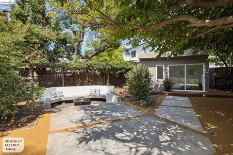 Exterior - 1057 Tuolumne St, Vallejo, CA 94590 photo 8 of 17