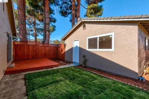 Exterior - 34312 Cornwallis Ct, Fremont, CA 94555 photo 13 of 13