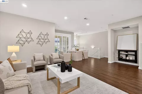 Living - 4366 Fitzwilliam St, Dublin, CA 94568 photo 2 of 4
