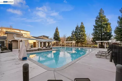 Exterior - 4366 Fitzwilliam St, Dublin, CA 94568 photo 11 of 11