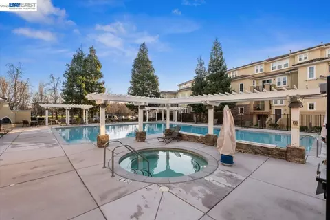Exterior - 4366 Fitzwilliam St, Dublin, CA 94568 photo 10 of 11