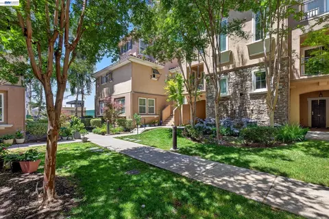 Exterior - 4366 Fitzwilliam St, Dublin, CA 94568 photo 1 of 11