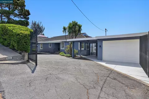 Exterior - 425 Hichborn St, Vallejo, CA 94590 photo 10 of 11