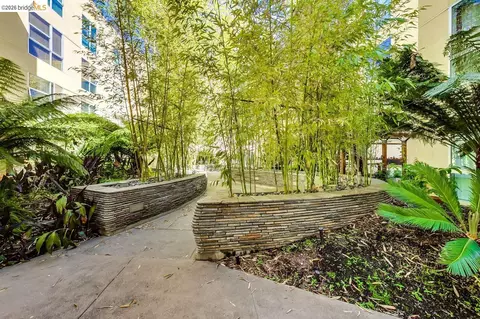 Exterior - 585 9th St #335, Oakland, CA 94607 photo 3 of 3