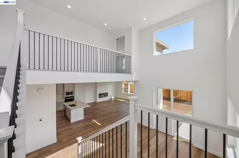 Entry Way - 300 Colfax Ln, Oakley, CA 94561 photo 10 of 19
