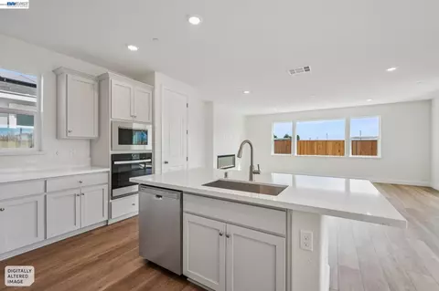 Kitchen - 300 Colfax Ln, Oakley, CA 94561 photo 3 of 6