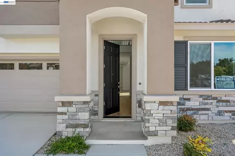 Other - 300 Colfax Ln, Oakley, CA 94561 photo 1 of 11