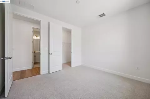 Bedroom - 300 Colfax Ln, Oakley, CA 94561 photo 4 of 15