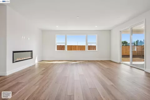 Living - 300 Colfax Ln, Oakley, CA 94561 photo 13 of 28