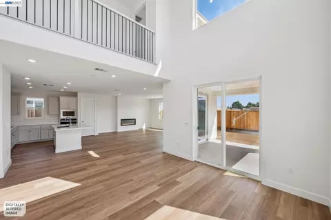 Living - 300 Colfax Ln, Oakley, CA 94561 photo 26 of 28