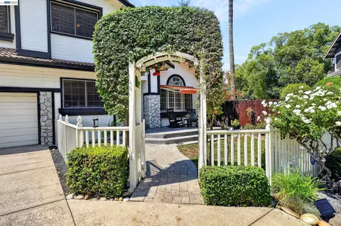 467 Pecan Pl, Brentwood, CA 94513