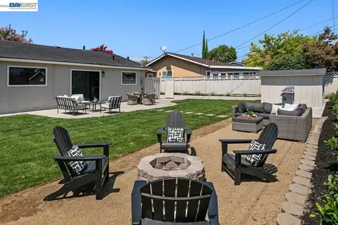 Exterior - 8155 Elgin Ln, Dublin, CA 94568 photo 4 of 5