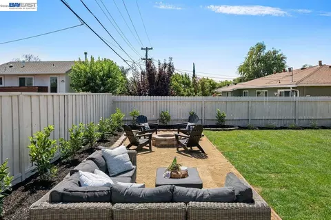 Exterior - 8155 Elgin Ln, Dublin, CA 94568 photo 3 of 5
