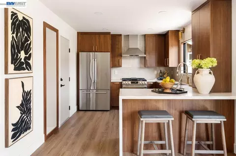 Kitchen - 8155 Elgin Ln, Dublin, CA 94568 photo 5 of 5