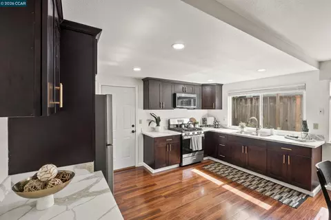 Kitchen - 483 Brunswick Dr, Vallejo, CA 94591 photo 1 of 3