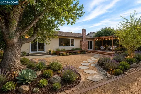 Exterior - 483 Brunswick Dr, Vallejo, CA 94591 photo 8 of 8